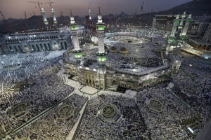 A large gathering in Makkah